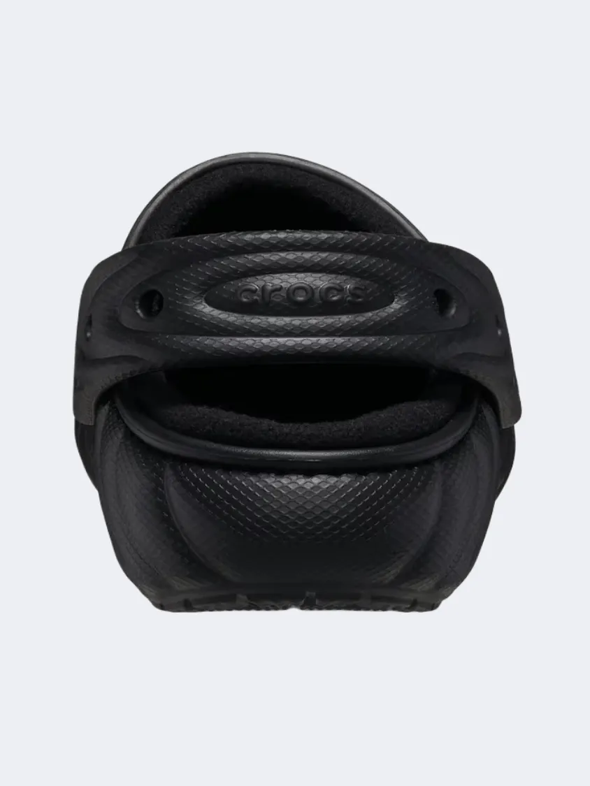 Crocs Classic Lined Puffer Clog Unisex Lifestyle Slippers Black