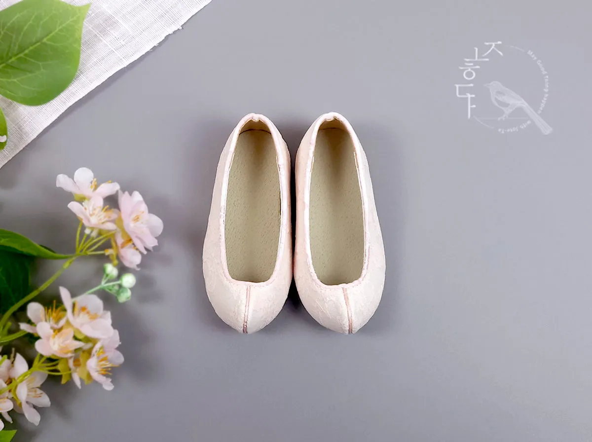 Light Pink Lace Baby Girl Hanbok Shoes